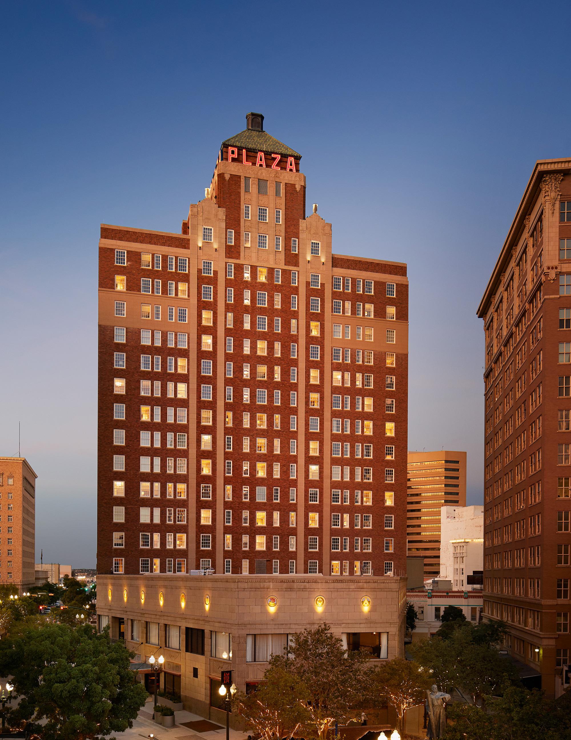 The Plaza Hotel Pioneer Park El Paso Exteriör bild